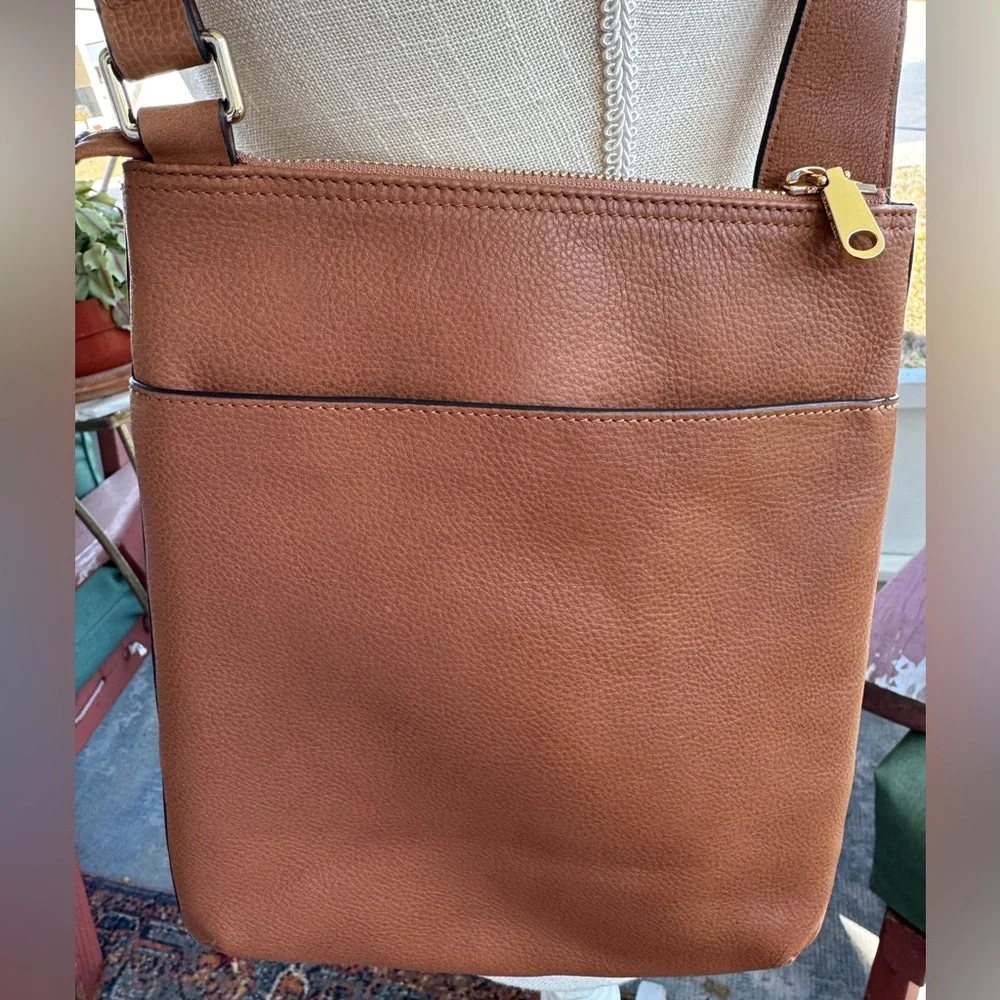 Radley London Pockets Icon Medium Leather Ziptop Crossbody - Picture 6 of 14